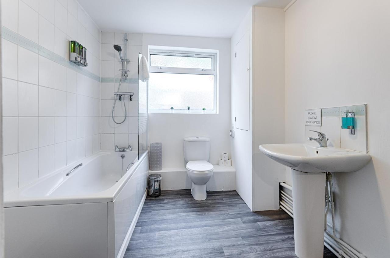 City Centre, Parking, Smart Tv'S In All Rooms Swansea Exterior photo