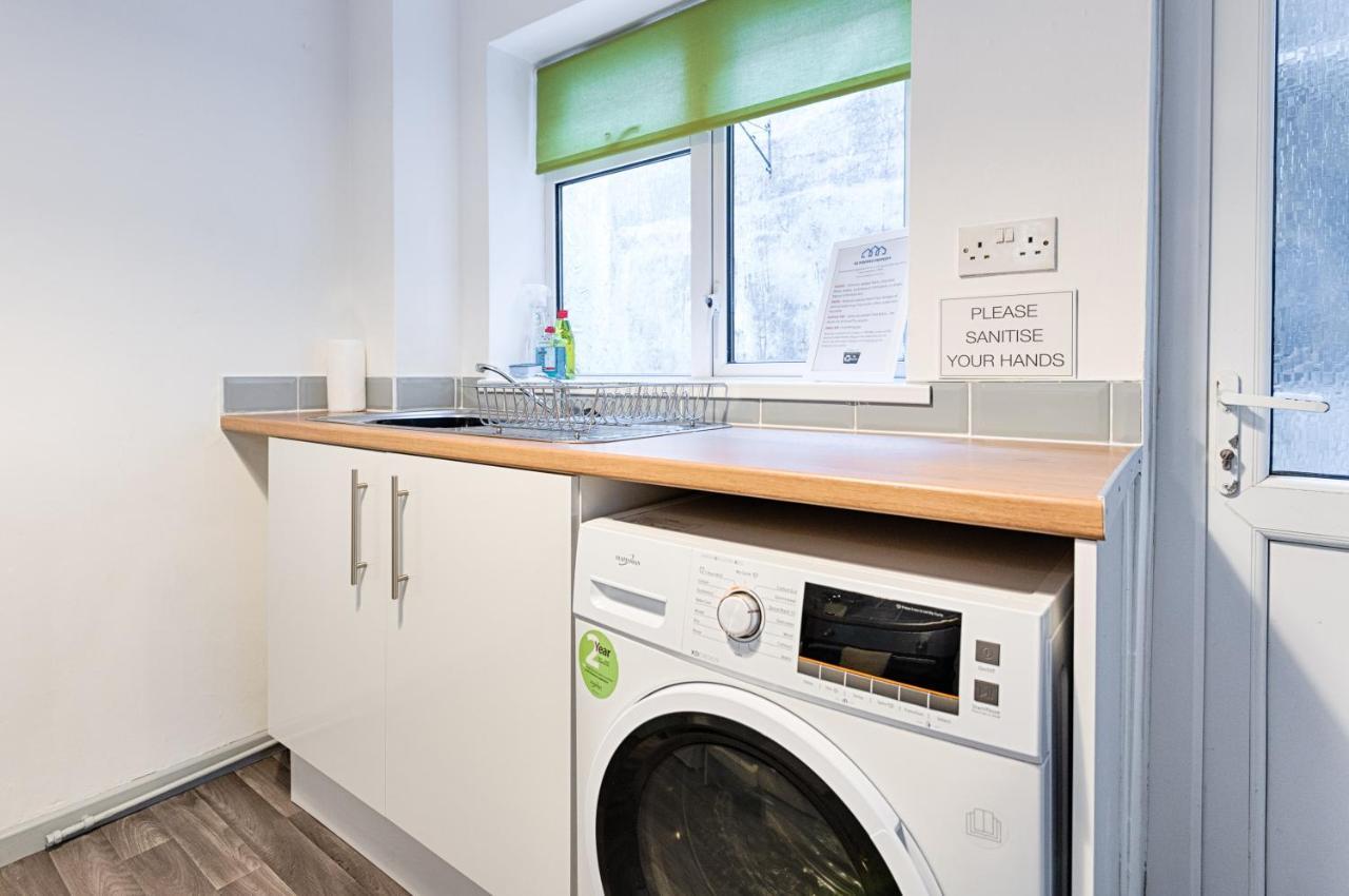 City Centre, Parking, Smart Tv'S In All Rooms Swansea Exterior photo